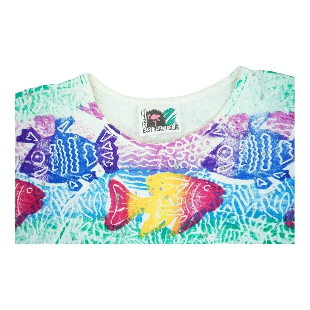 Vintage 1121 East Beach Club Women’s T Shirt One Size All Over Print W Glitter‎